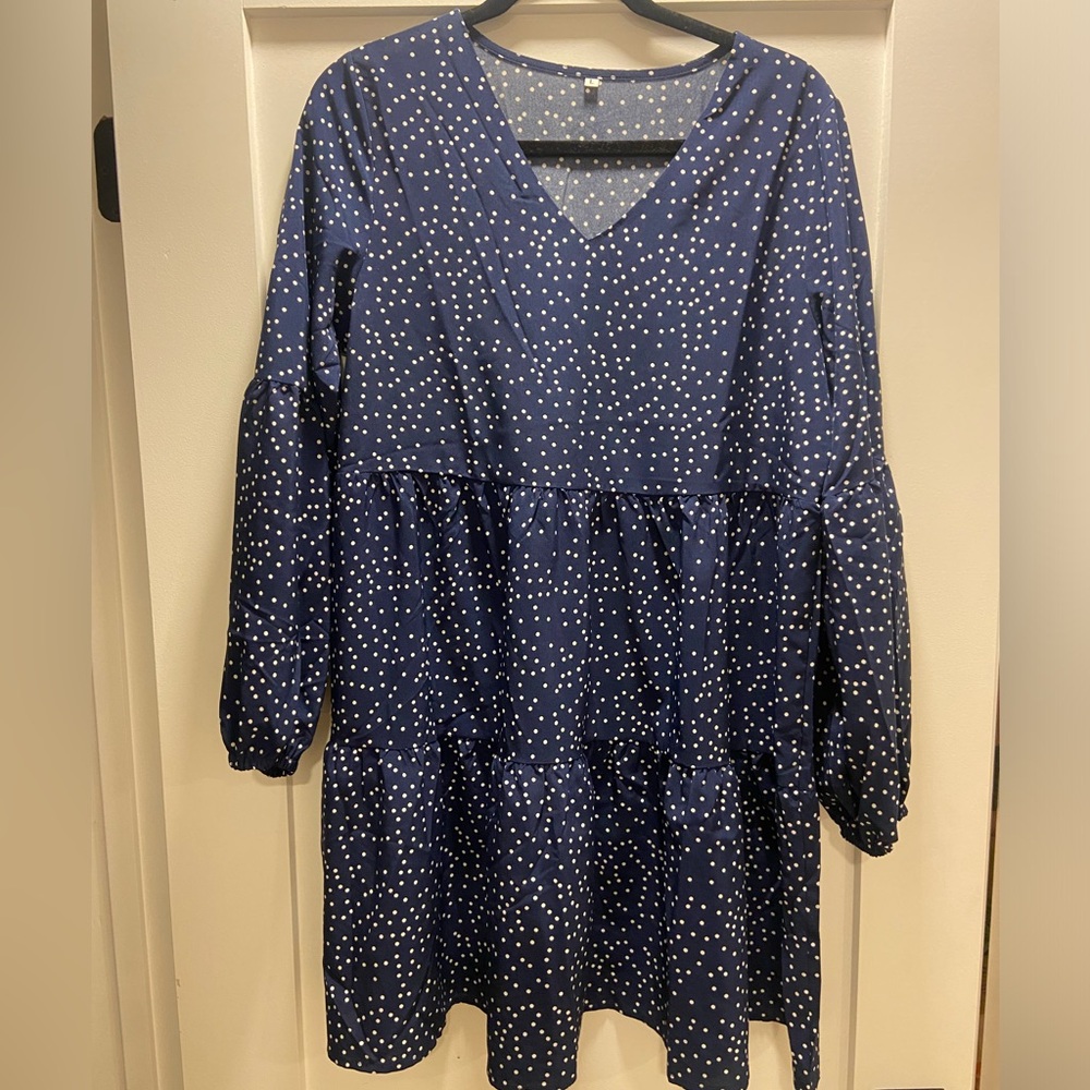 Women’s navy long sleeve dress